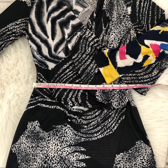 Bundle of 2 EUC Wrap Dresses, XXS/XS - Picture 6 of 6